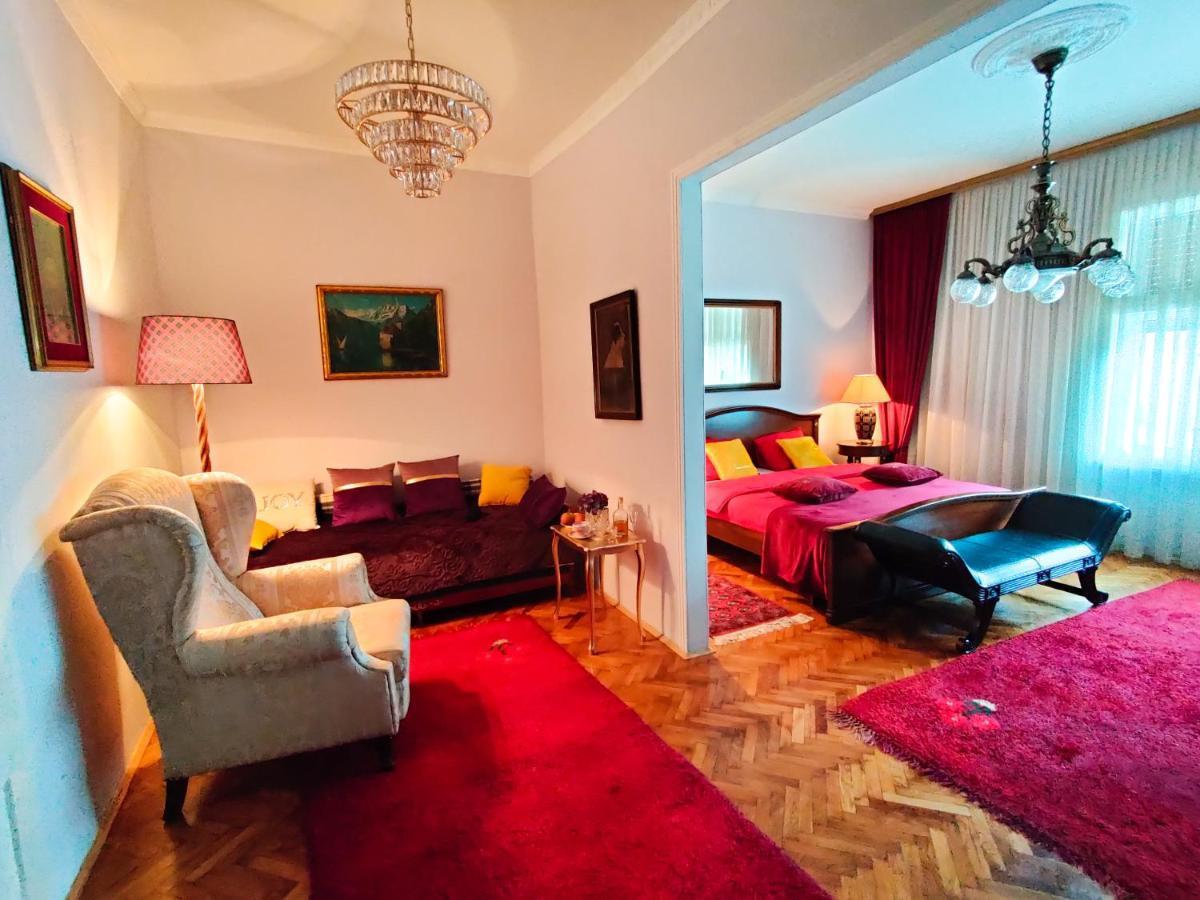2 On Seven * Zagreb